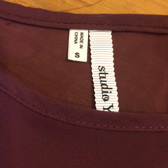 Beautiful sheer Studio Y, plum colored top - Picture 2 of 2